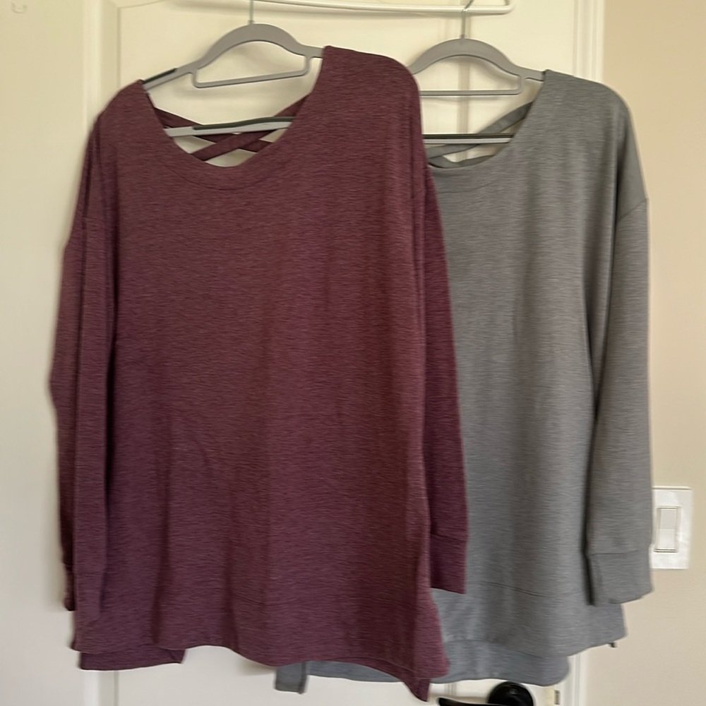 Women 1-XL burgundy, long sleeve & 1-XL gray long sleeve top.